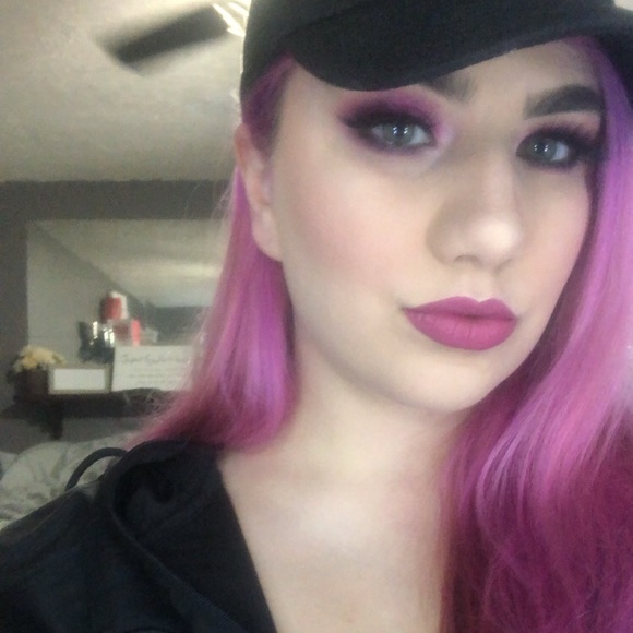 Meet your Posher, Causey - Picture 1 of 1